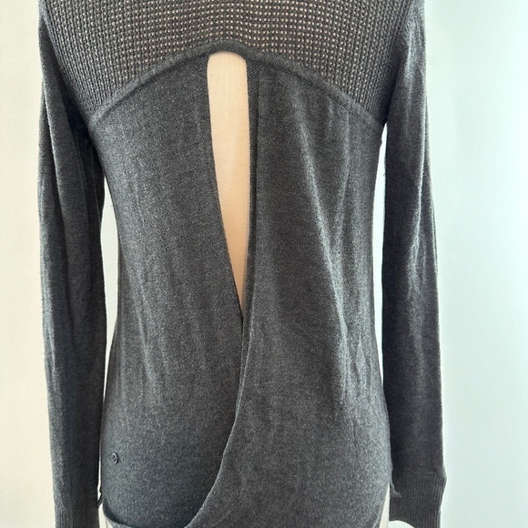 Lululemon Back To Balance Sweater Graphite Gray Size 4? Long Sleeves Soft - Picture 5 of 12